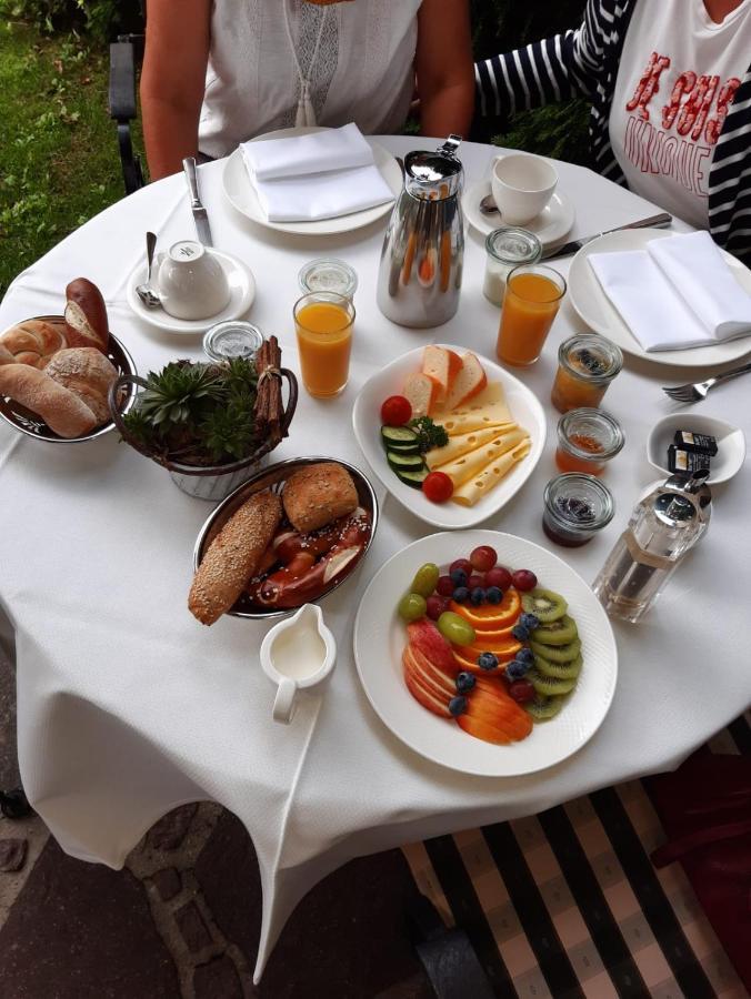 Altes Amtshaus, 3 Hotel Mulfingen Ngoại thất bức ảnh